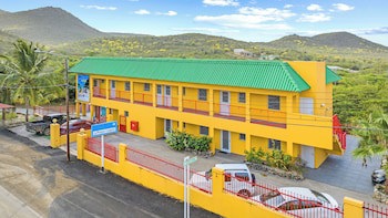 Bahia Apartments & Diving