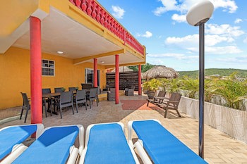 Bahia Apartments & Diving
