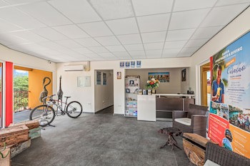 Bahia Apartments & Diving