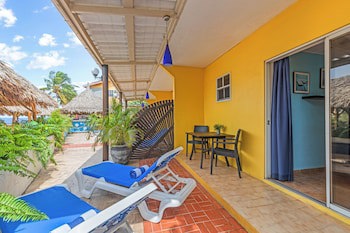 Bahia Apartments & Diving