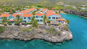 Lagoon Ocean Resort