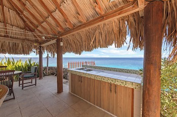 Lagoon Ocean Resort