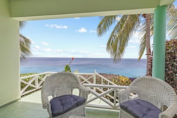 Lagoon Ocean Resort