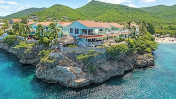 Lagoon Ocean Resort