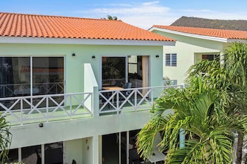 Lagoon Ocean Resort