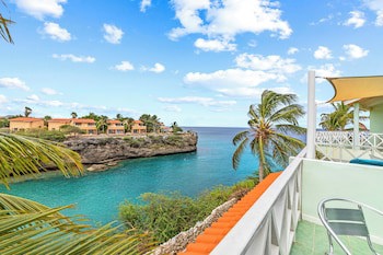 Lagoon Ocean Resort