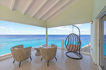 Lagoon Ocean Resort