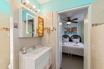 Lagoon Ocean Resort