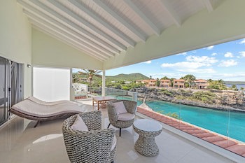Lagoon Ocean Resort