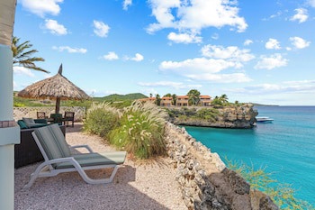 Lagoon Ocean Resort