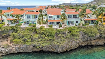 Lagoon Ocean Resort