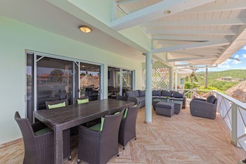 Lagoon Ocean Resort