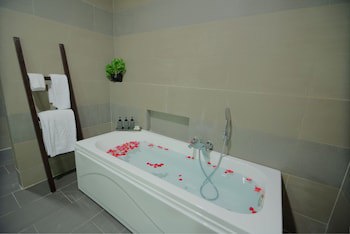 Anik Boutique Hotel & Spa Norodom Blvd