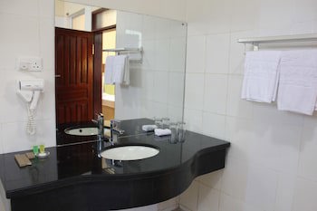 Chamba Valley Exotic Hotel