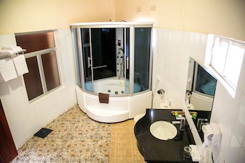 Chamba Valley Exotic Hotel