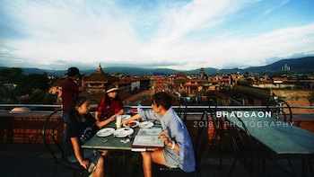 Khwapa Chhen Guest House And Restaurant
