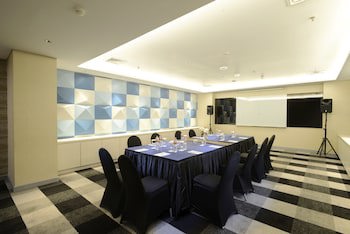 Crown Prince Hotel Surabaya
