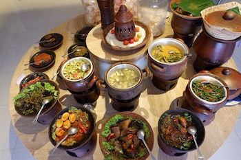 Crown Prince Hotel Surabaya