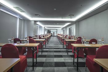 Crown Prince Hotel Surabaya