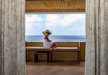 The Bellafonte - Luxury Oceanfront Hotel