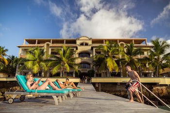 The Bellafonte - Luxury Oceanfront Hotel