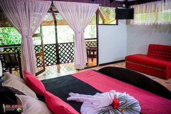 Ara Ambigua Lodge