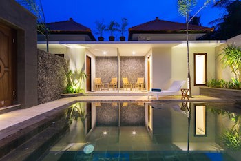 Odika Lovina House And Villa