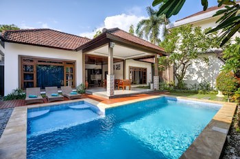 Gracia Bali Villas & Apartment