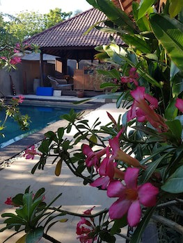 Gili Exotic Villas