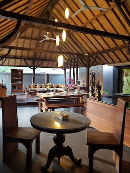 Gili Exotic Villas