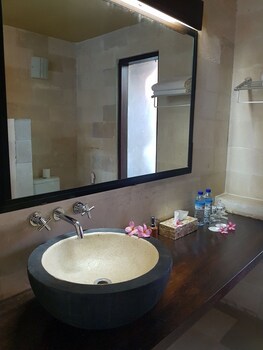 Gili Exotic Villas