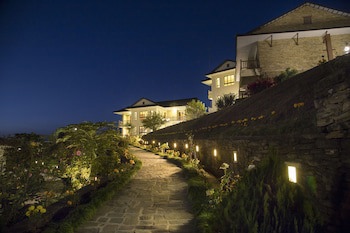 Rupakot Resort
