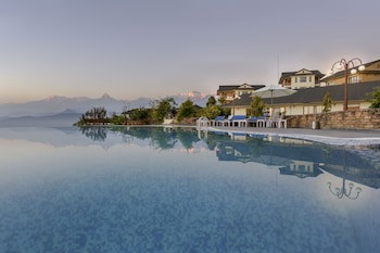 Rupakot Resort