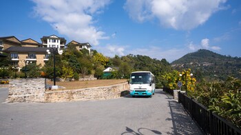 Rupakot Resort