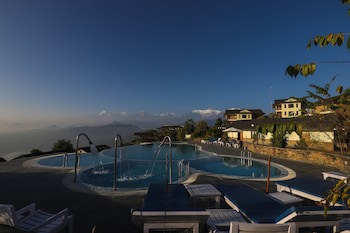Rupakot Resort
