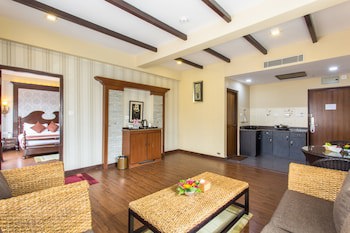 Da Yatra Courtyard Hotel & Resort