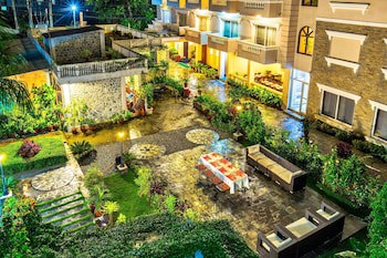 Da Yatra Courtyard Hotel & Resort