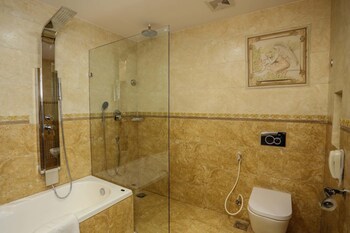 Da Yatra Courtyard Hotel & Resort