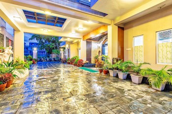 Da Yatra Courtyard Hotel & Resort