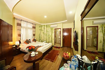 Hotel Osho Home