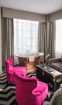 Hotel Gotham