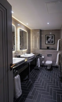 Hotel Gotham