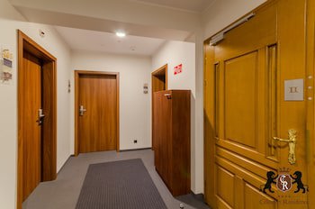Celestin Residence