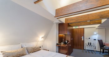 Celestin Residence