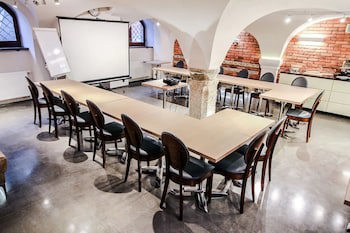 Celestin Residence