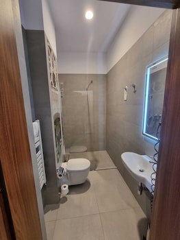 Celestin Residence