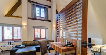 Celestin Residence