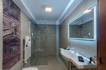 Celestin Residence