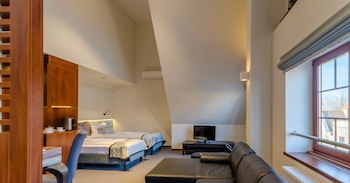Celestin Residence