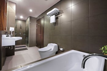 Aston Imperial Bekasi Hotel & Conference Center